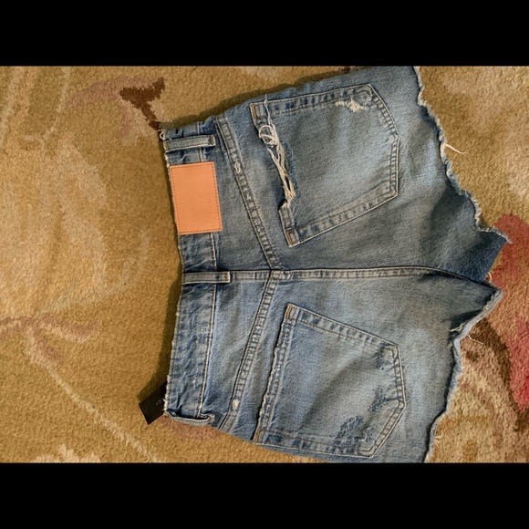 Zara HW short - Picture 2 of 3